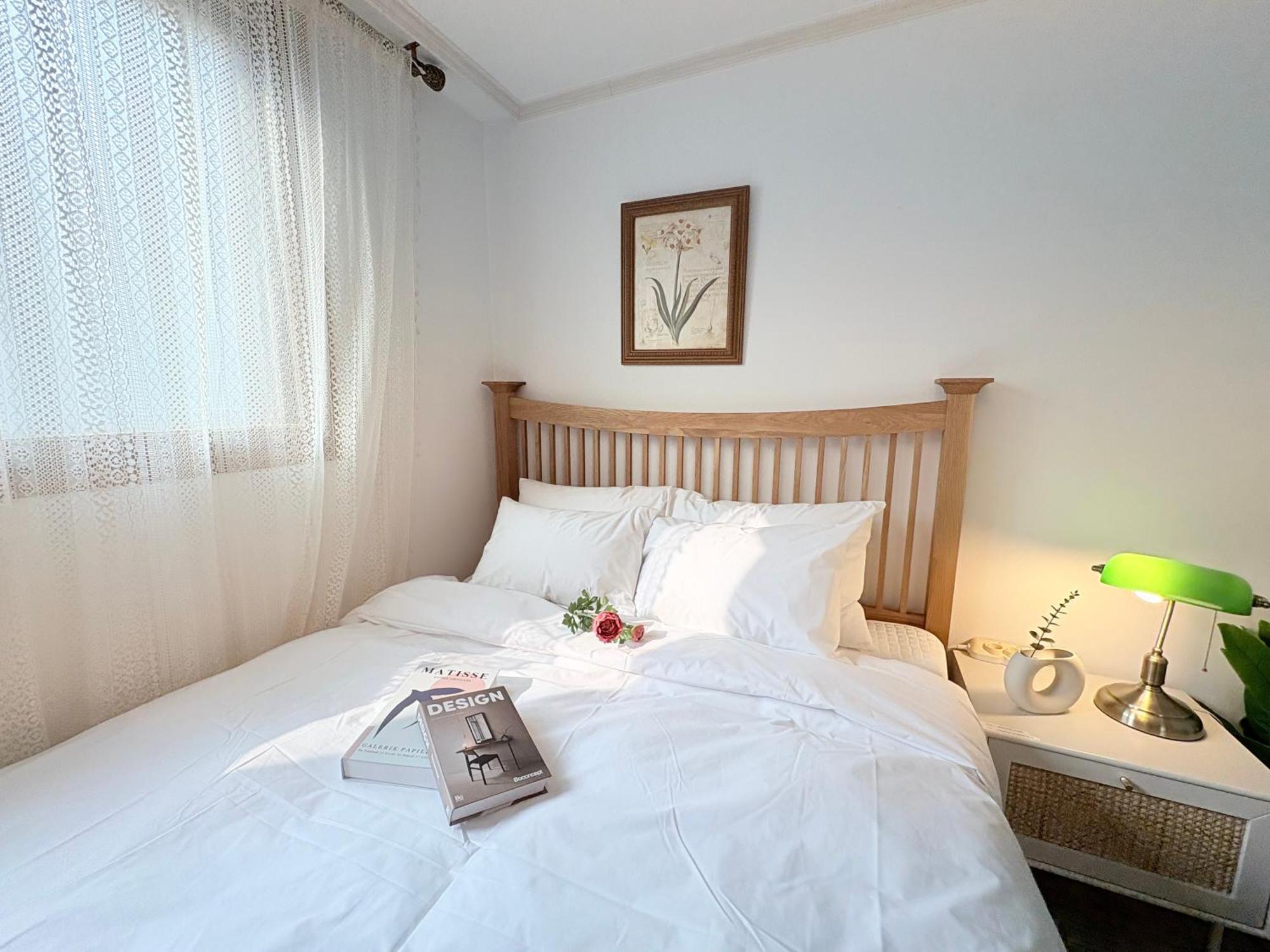 The Urban Oasis Hongdae Apartment