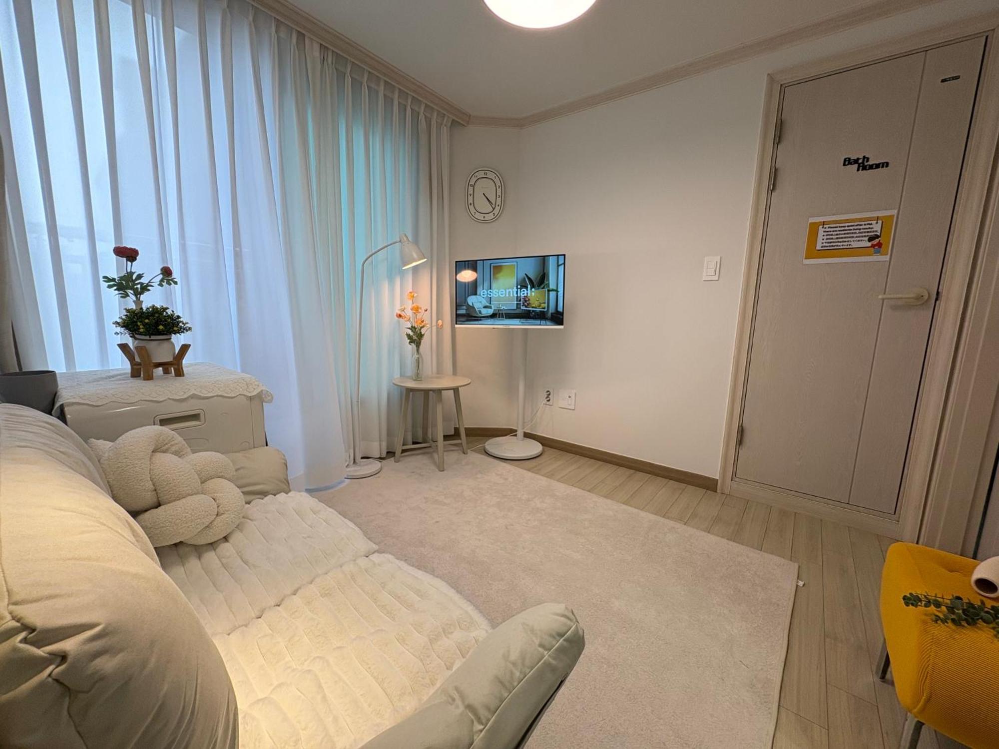 Apartment The Urban Oasis Hongdae Seoul