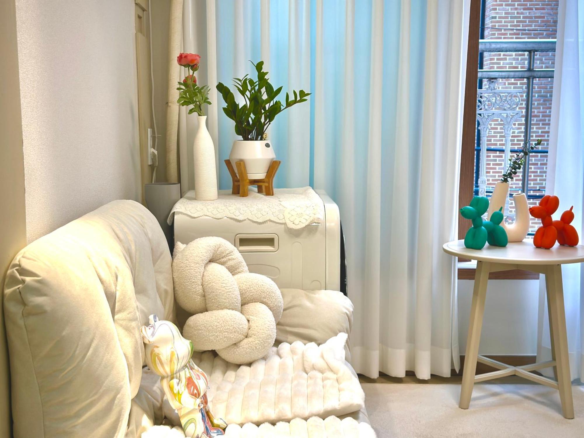 The Urban Oasis Hongdae *