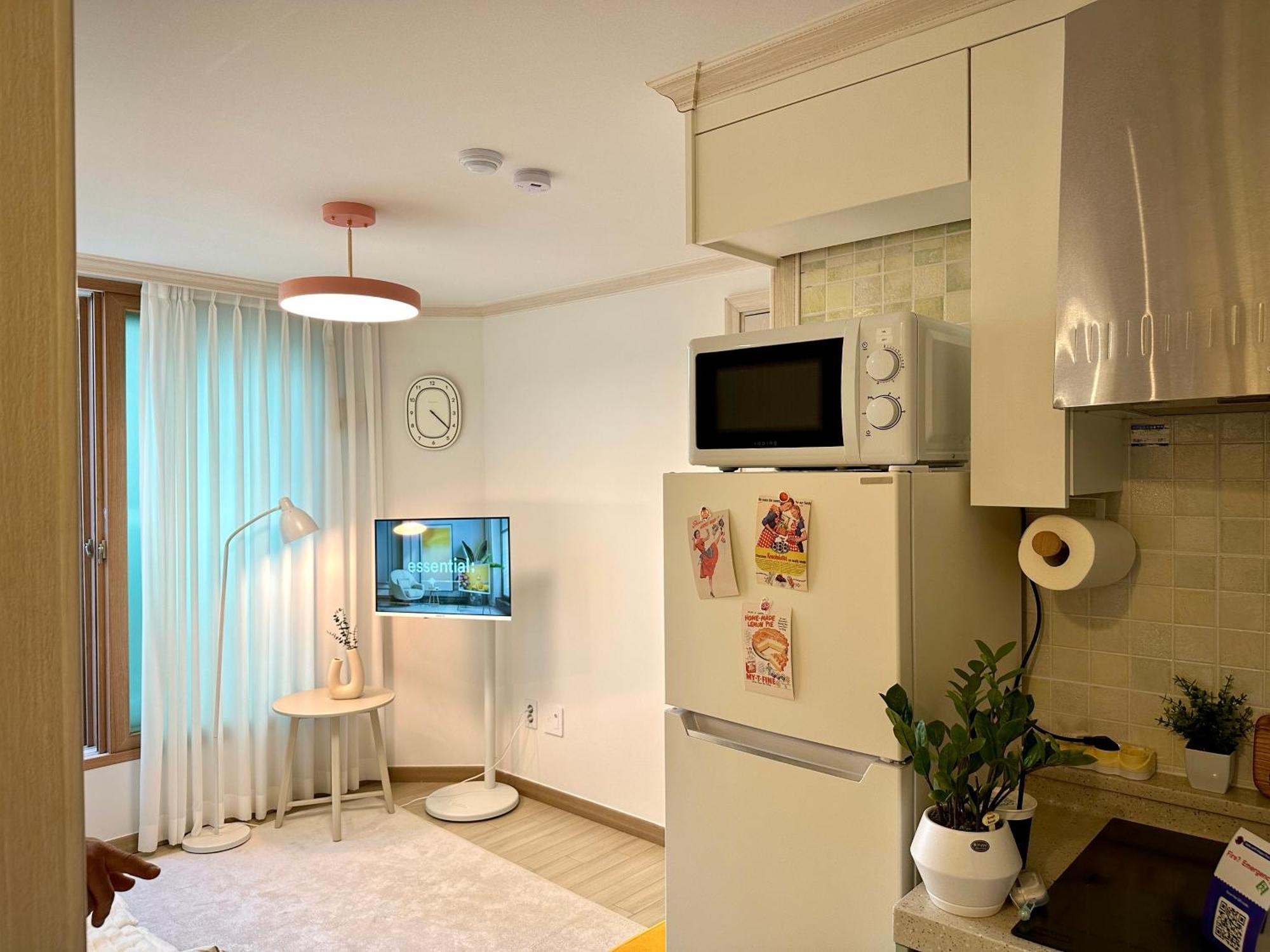 The Urban Oasis Hongdae